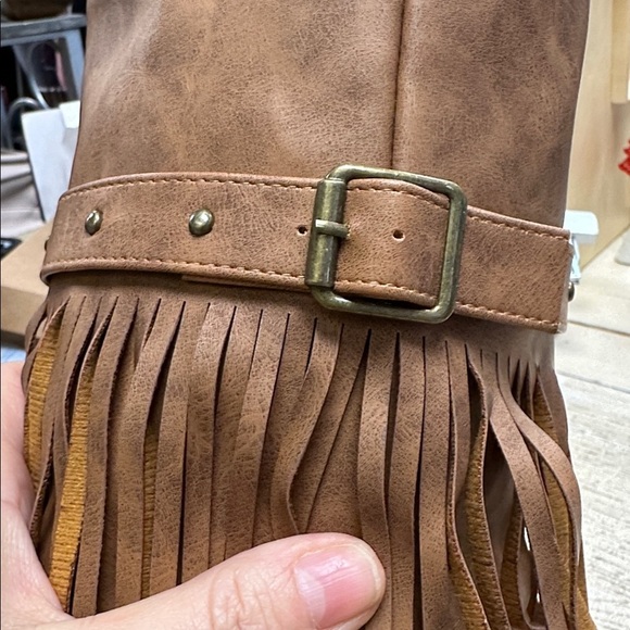 Western Fringe Studded Mid-Calf Boots – Tan – Size 42 - Picture 6 of 7